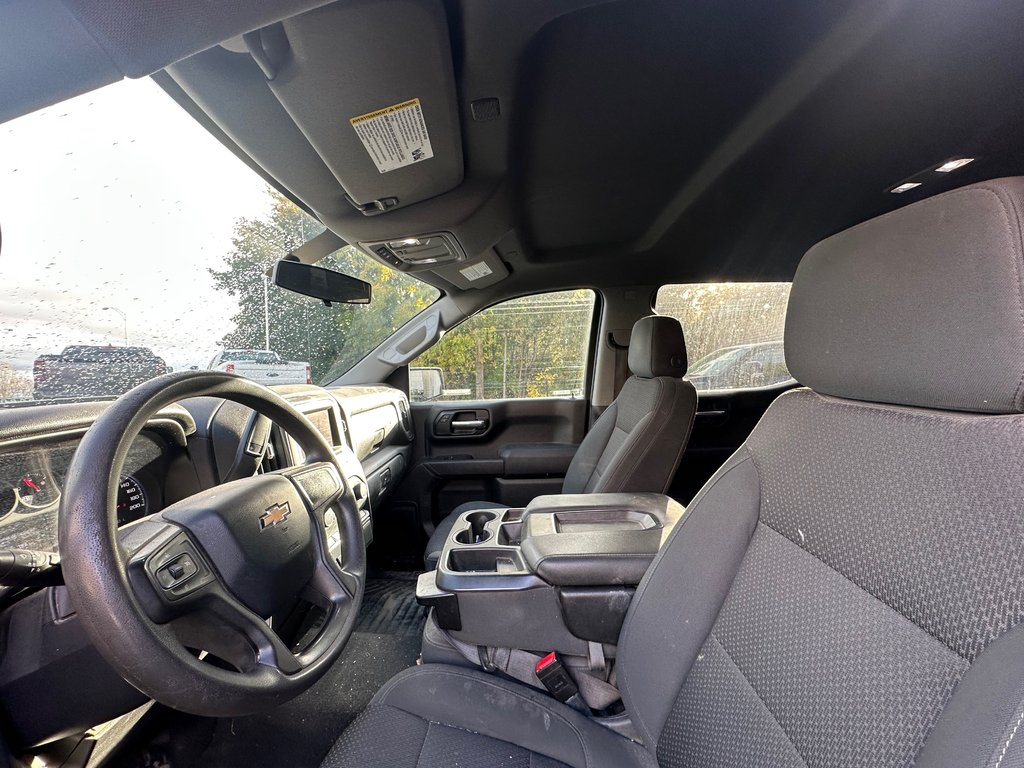2021 Chevrolet Silverado 1500 CUSTOM 4X4 CREW V8 5.3L in St-Jean-Sur-Richelieu, Quebec - 3 - w1024h768px