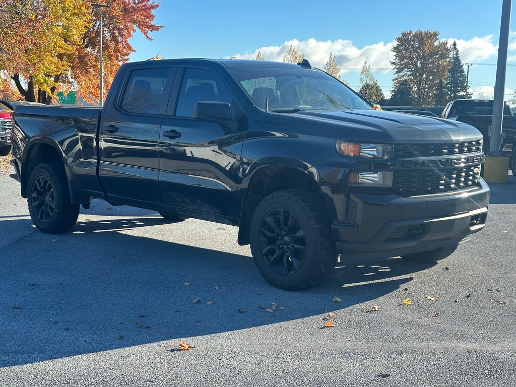 2021 Chevrolet Silverado 1500 CUSTOM CREW 4X4 V8 5.3L in St-Jean-Sur-Richelieu, Quebec - 1 - w1024h768px
