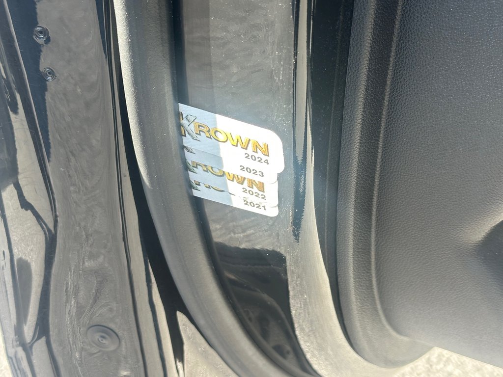 2021 Chevrolet Silverado 1500 CUSTOM CREW 4X4 V8 5.3L in St-Jean-Sur-Richelieu, Quebec - 7 - w1024h768px