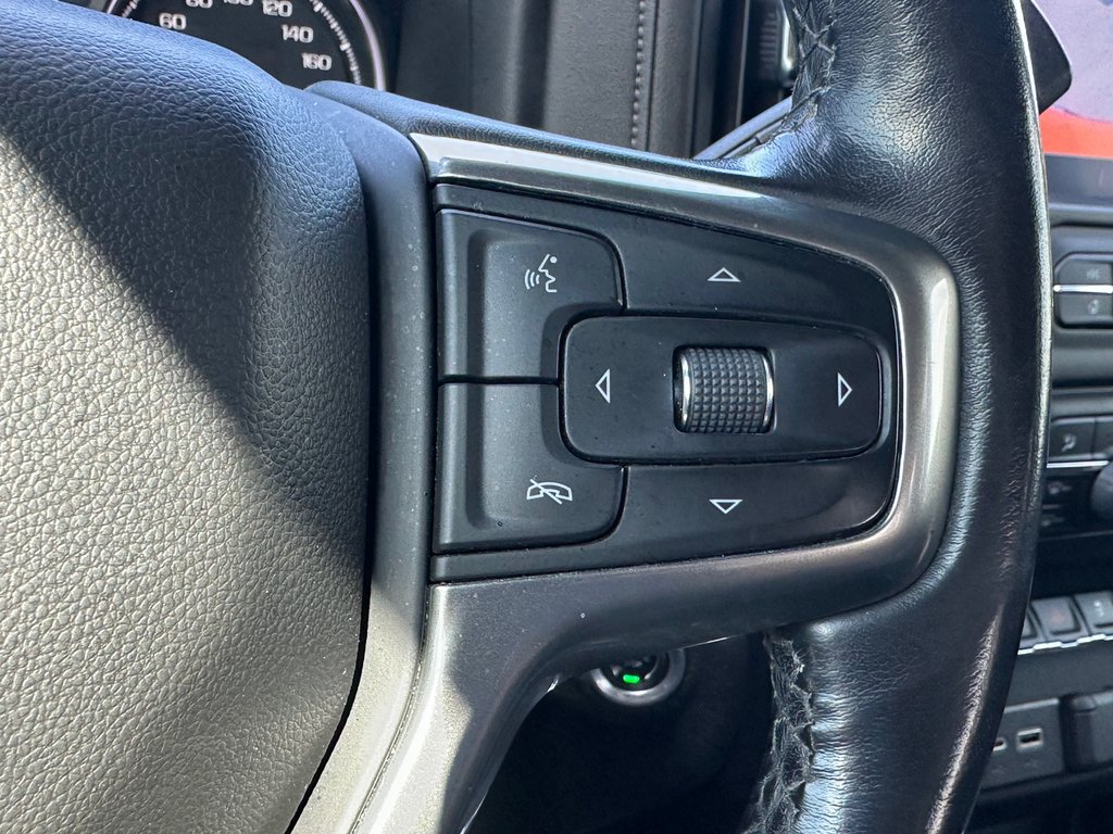 2021 Chevrolet Silverado 1500 LT Trail Boss 4X4 Z71 V8 5.3L in St-Jean-Sur-Richelieu, Quebec - 22 - w1024h768px