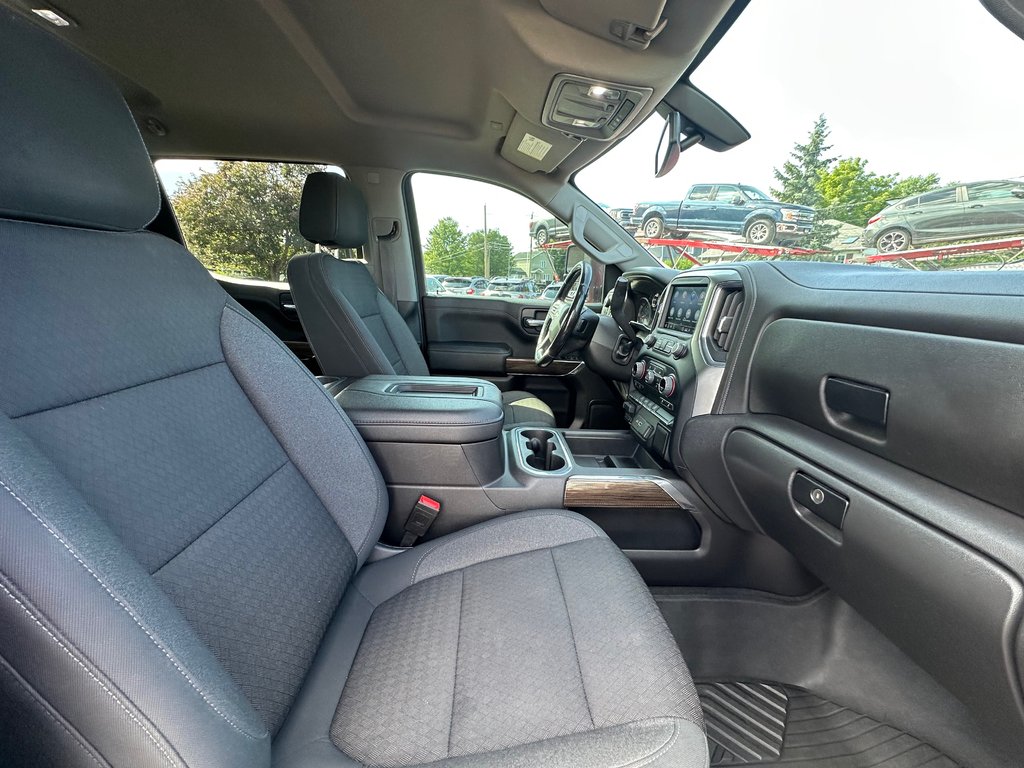 2021 Chevrolet Silverado 1500 LT Trail Boss 4X4 Z71 V8 5.3L in St-Jean-Sur-Richelieu, Quebec - 13 - w1024h768px