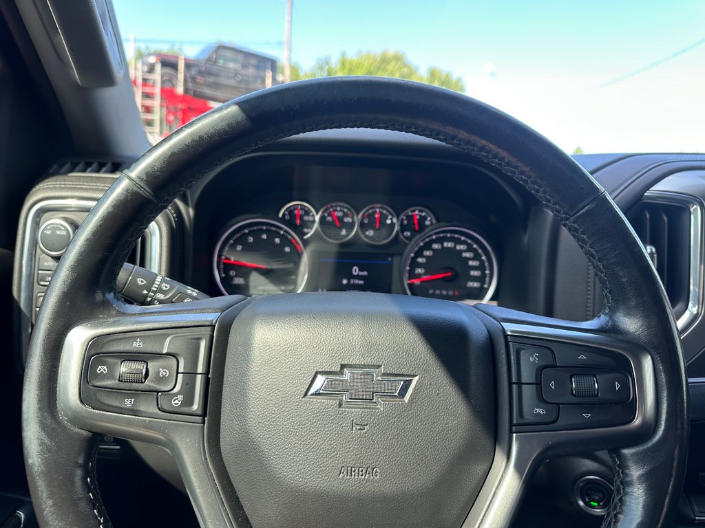 2021 Chevrolet Silverado 1500 LT Trail Boss 4X4 Z71 V8 5.3L in St-Jean-Sur-Richelieu, Quebec - 16 - w1024h768px
