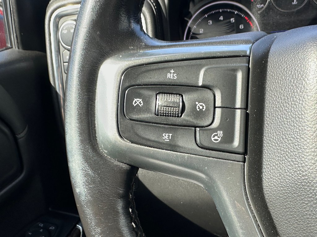 2021 Chevrolet Silverado 1500 LT Trail Boss 4X4 Z71 V8 5.3L in St-Jean-Sur-Richelieu, Quebec - 21 - w1024h768px