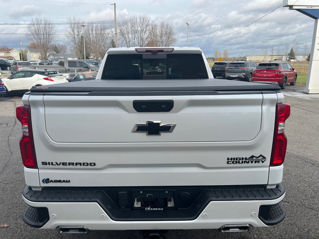 2022  Silverado 1500 High Country 4x4 CREW DURAMAX in St-Jean-Sur-Richelieu, Quebec - 8 - w1024h768px