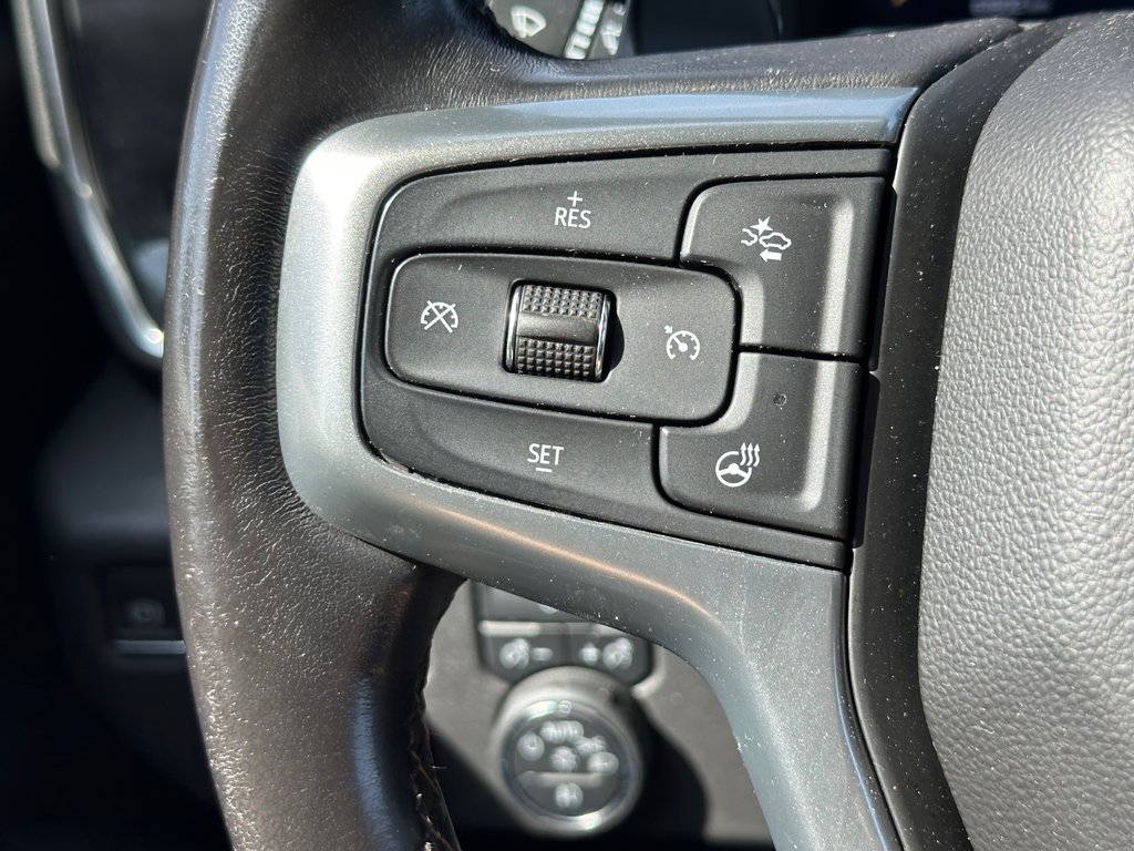 2022 Chevrolet Silverado 1500 RST DIESEL CREW 4X4 SEULEMENT 061751 KM in St-Jean-Sur-Richelieu, Quebec - 21 - w1024h768px