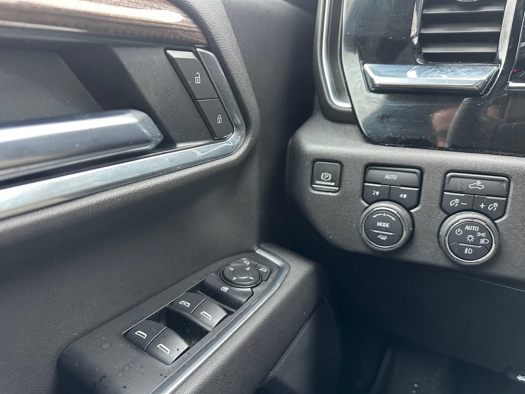 Chevrolet Silverado 1500 RST CREW 4X4 SEULEMENT 061751 KM 2022 à St-Jean-Sur-Richelieu, Québec - 22 - w1024h768px