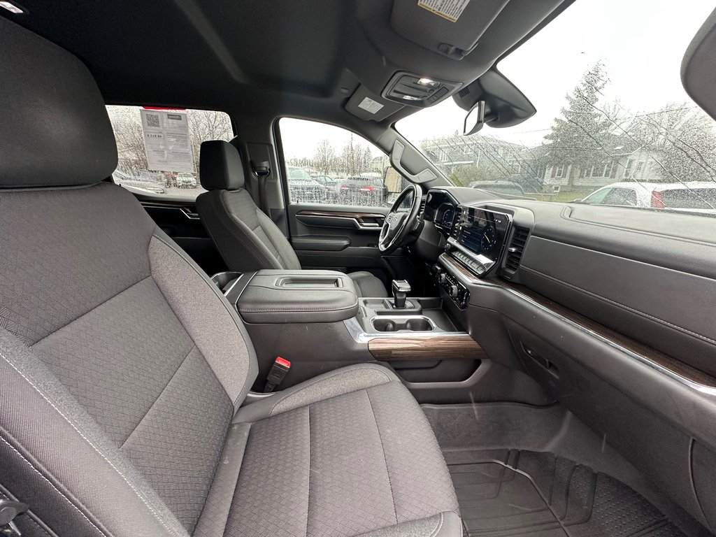 Chevrolet Silverado 1500 RST CREW 4X4 SEULEMENT 061751 KM 2022 à St-Jean-Sur-Richelieu, Québec - 15 - w1024h768px