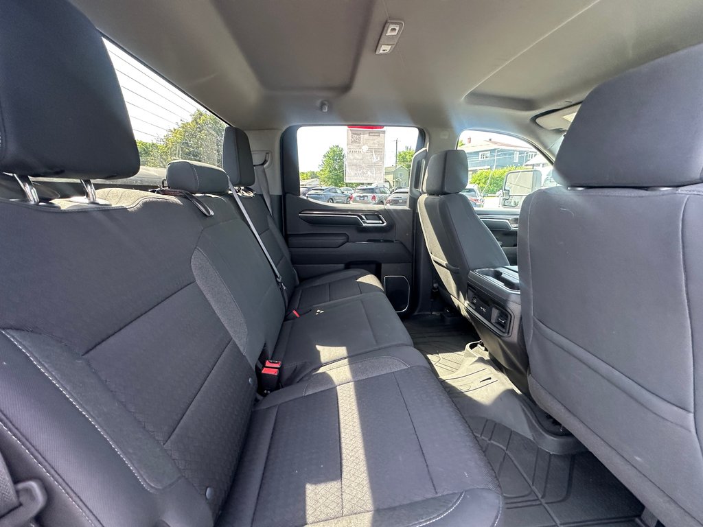 2022 Chevrolet Silverado 1500 RST DIESEL CREW 4X4 SEULEMENT 061751 KM in St-Jean-Sur-Richelieu, Quebec - 14 - w1024h768px