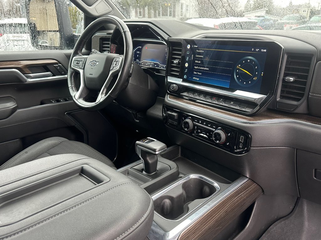 Chevrolet Silverado 1500 RST CREW 4X4 SEULEMENT 061751 KM 2022 à St-Jean-Sur-Richelieu, Québec - 3 - w1024h768px