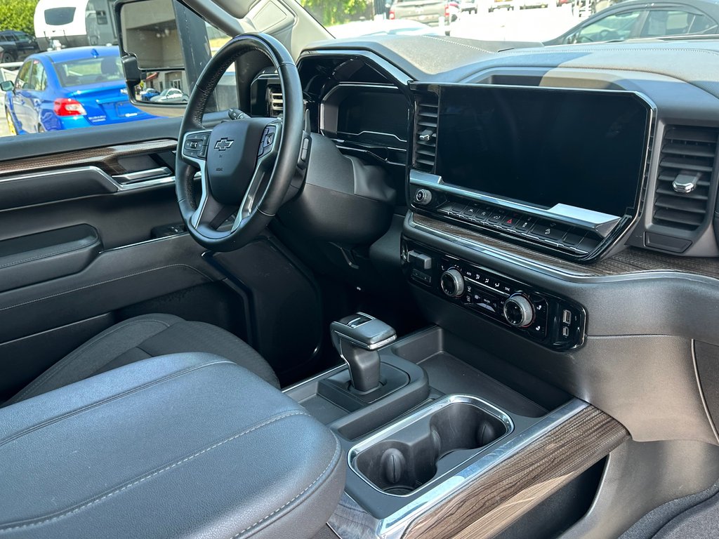 2024 Chevrolet Silverado 1500 RST Z71 DIESEL BLACK PACK NAVIGATION in St-Jean-Sur-Richelieu, Quebec - 3 - w1024h768px