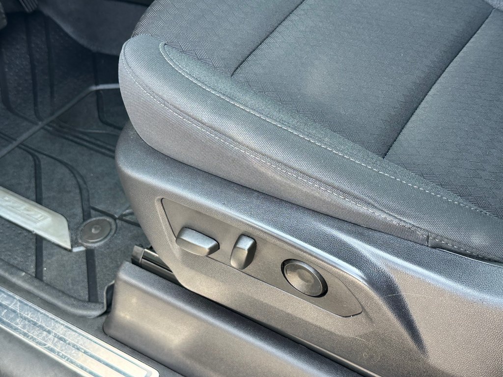 2024 Chevrolet Silverado 1500 RST Z71 DIESEL BLACK PACK NAVIGATION in St-Jean-Sur-Richelieu, Quebec - 22 - w1024h768px