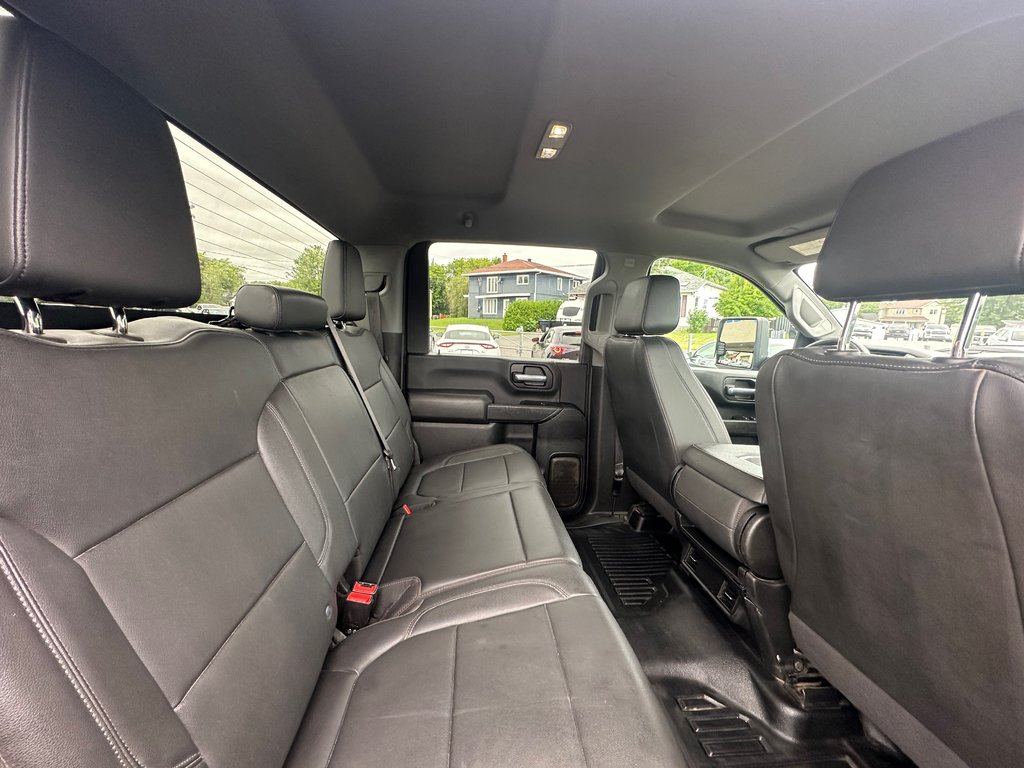 2021 Chevrolet Silverado 2500HD 4X4 CREW DURAMAX V8 6.6L DIESEL in St-Jean-Sur-Richelieu, Quebec - 15 - w1024h768px