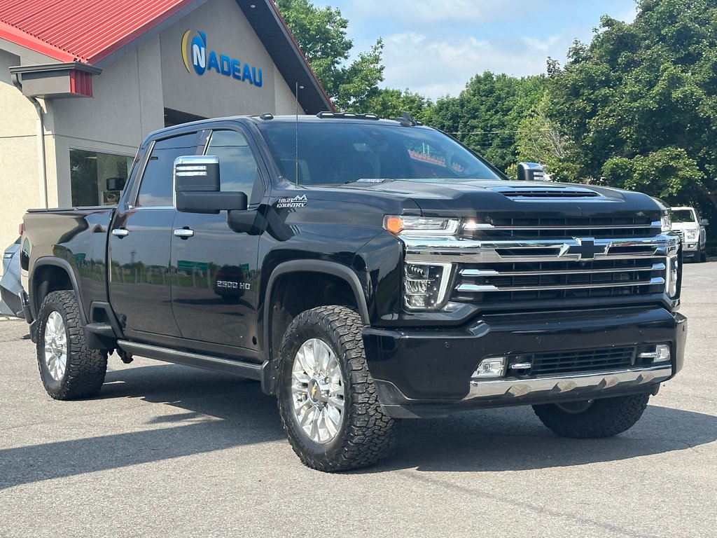 Chevrolet Silverado 2500HD High Country CUIR NAVIGATION TOIT OUVRANT 2022 à St-Jean-Sur-Richelieu, Québec - 1 - w1024h768px