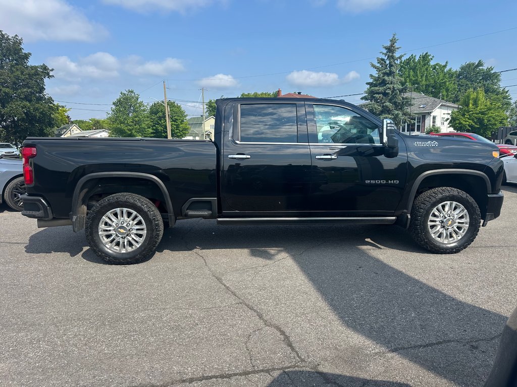 Chevrolet Silverado 2500HD High Country CUIR NAVIGATION TOIT OUVRANT 2022 à St-Jean-Sur-Richelieu, Québec - 9 - w1024h768px