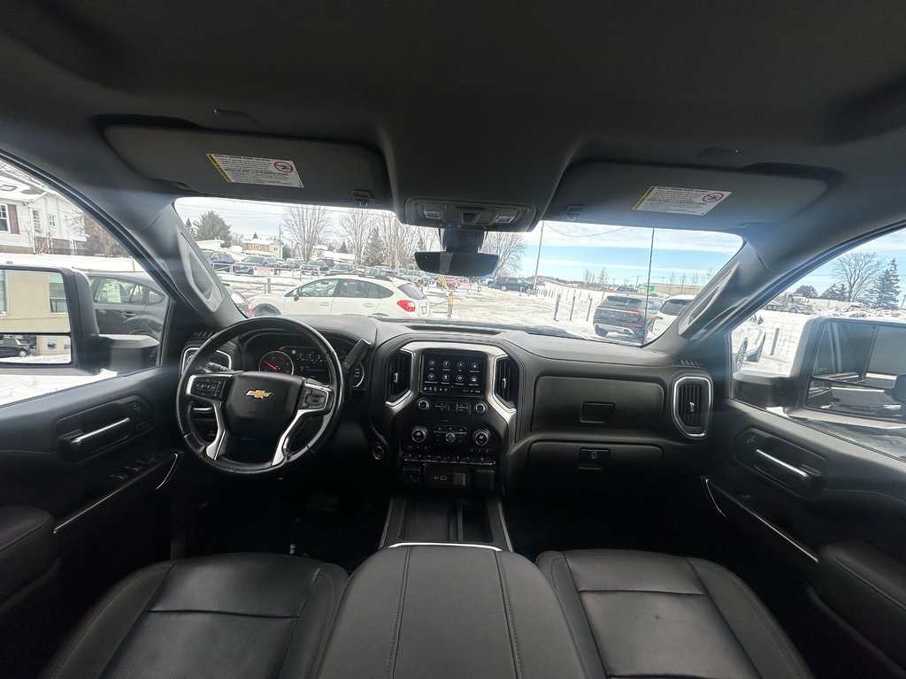 Chevrolet Silverado 2500HD LTZ Z71 4X4 DIESEL BOITE 8 PIEDS 2023 à St-Jean-Sur-Richelieu, Québec - 14 - w1024h768px