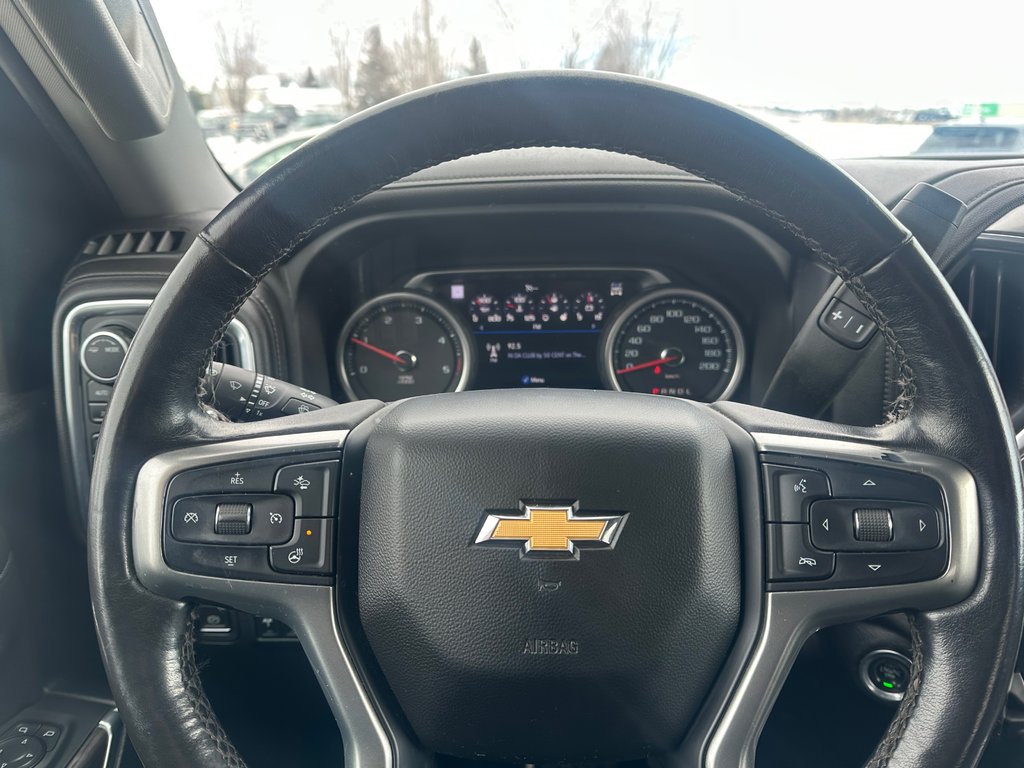 Chevrolet Silverado 2500HD LTZ Z71 4X4 DIESEL BOITE 8 PIEDS 2023 à St-Jean-Sur-Richelieu, Québec - 16 - w1024h768px