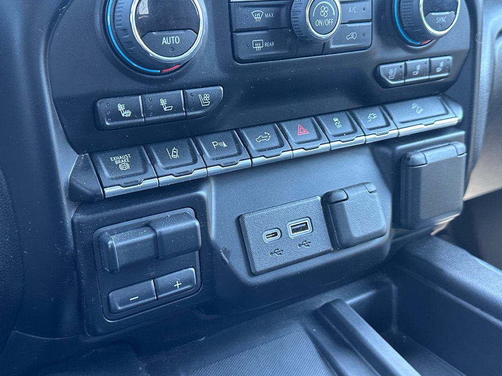 2023 Chevrolet Silverado 2500HD LTZ Z71 4X4 DIESEL BOITE 8 PIEDS in St-Jean-Sur-Richelieu, Quebec - 19 - w1024h768px