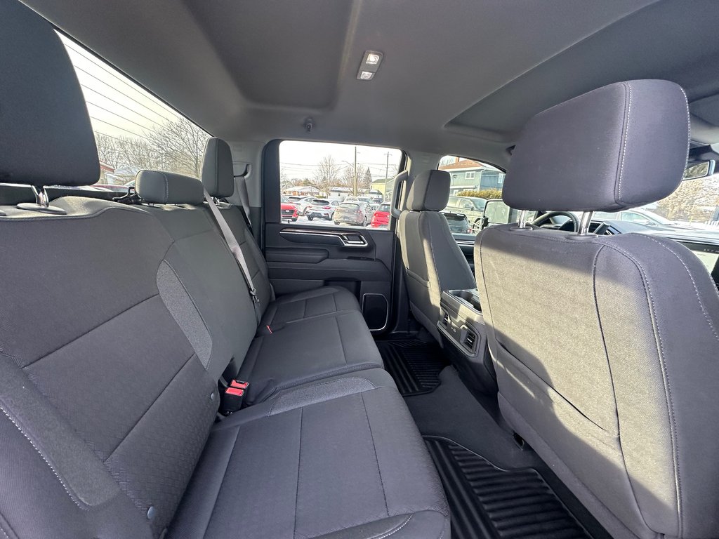 Chevrolet Silverado 2500HD LT TRAILBOSS Z71 4X4 CREW DIESEL V8 2025 à St-Jean-Sur-Richelieu, Québec - 14 - w1024h768px