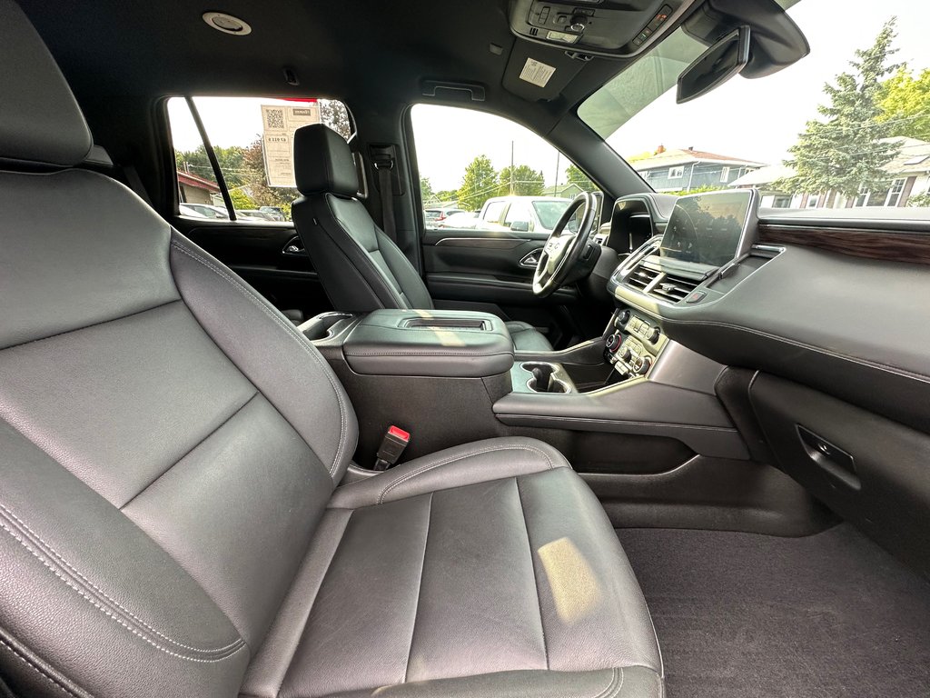 2022 Chevrolet Tahoe Z71 7 PASSAGERS in St-Jean-Sur-Richelieu, Quebec - 12 - w1024h768px