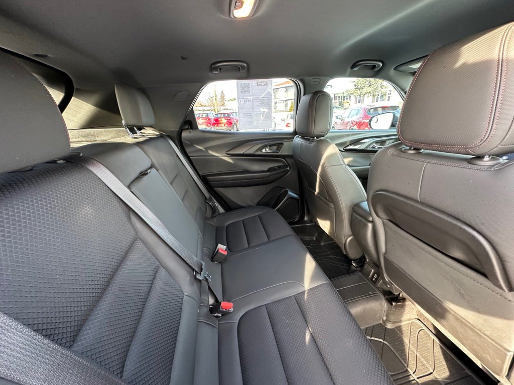 Chevrolet Trailblazer RS AWD SIEGES ET VOLANT CHAUFFANTS 2023 à St-Jean-Sur-Richelieu, Québec - 16 - w1024h768px