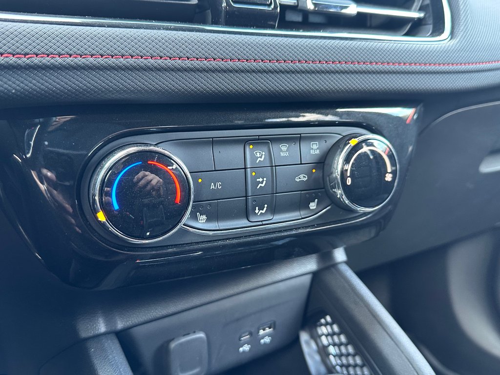 2024 Chevrolet Trailblazer RS AWD CUIR SEULEMENT 021836 KM in St-Jean-Sur-Richelieu, Quebec - 20 - w1024h768px
