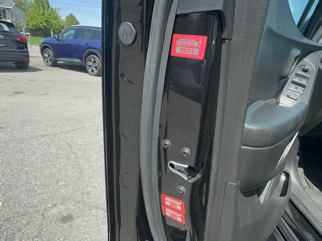 2021 Chevrolet Trax LS SEULEMENT 058545 KM in St-Jean-Sur-Richelieu, Quebec - 15 - w1024h768px