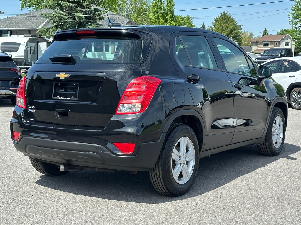 2021 Chevrolet Trax LS SEULEMENT 058545 KM in St-Jean-Sur-Richelieu, Quebec - 9 - w1024h768px