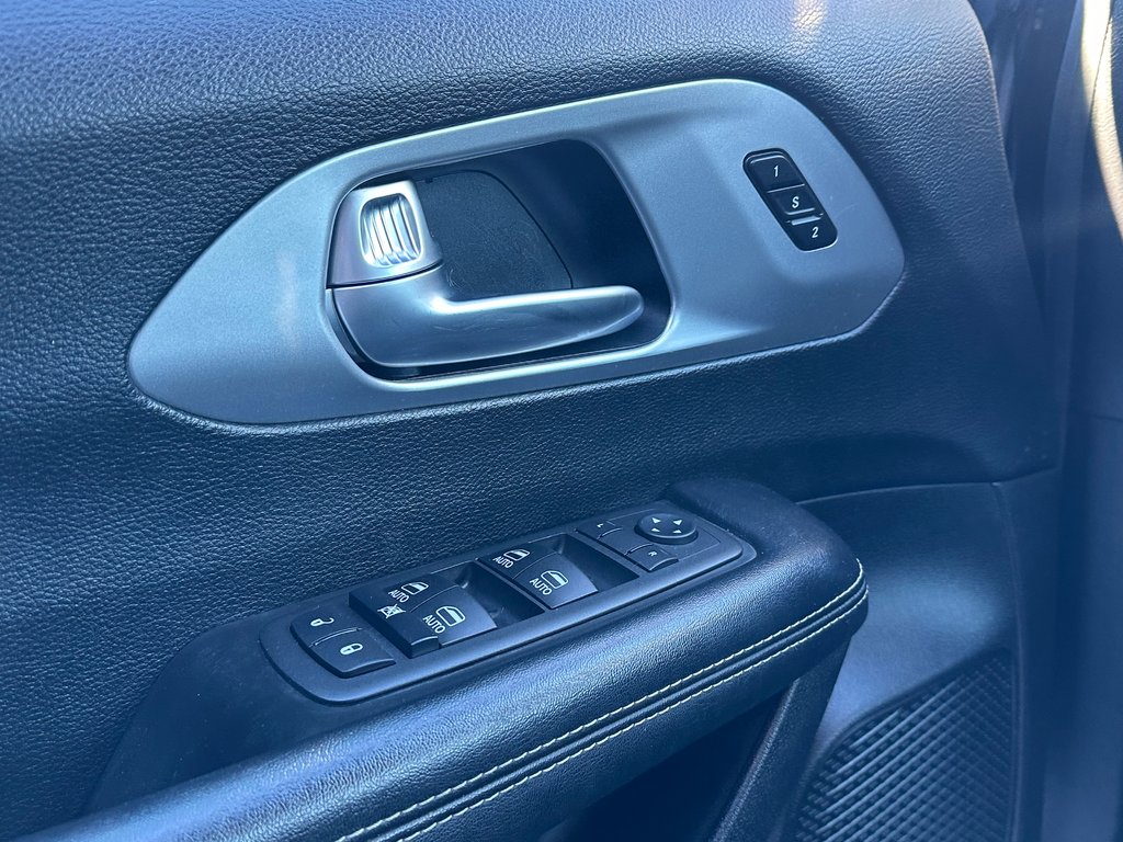 Chrysler Pacifica Hybrid Touring L Plus S package 2021 à St-Jean-Sur-Richelieu, Québec - 21 - w1024h768px