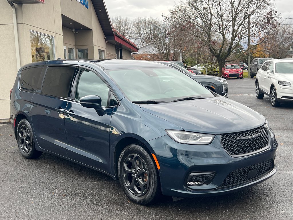 2022  Pacifica Hybrid Limited S 7 Passagers NAVI TOIT PANO in St-Jean-Sur-Richelieu, Quebec - 1 - w1024h768px