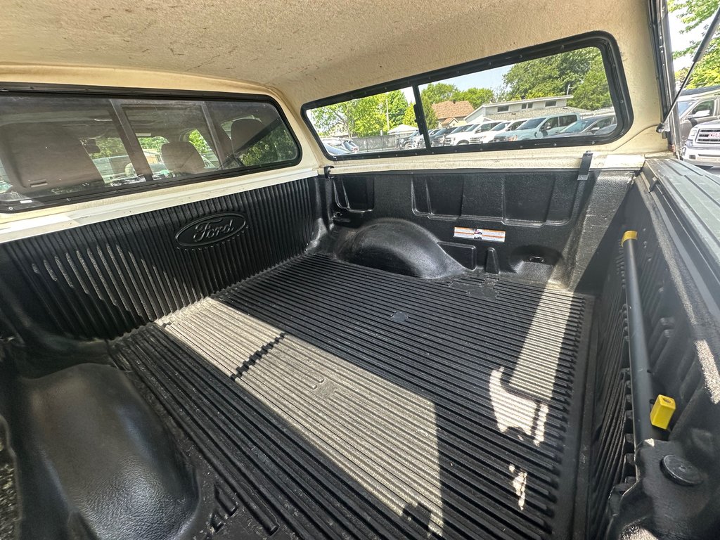 2010 Ford F-150 PLATINUM CUIR NAVIGATION TOIT OUVRANT 4X4 in St-Jean-Sur-Richelieu, Quebec - 13 - w1024h768px