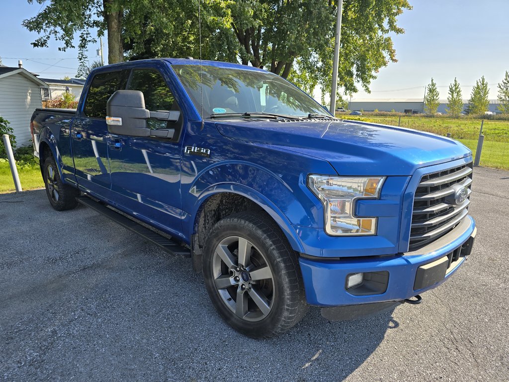 F-150 XLT SPORT 4X4 CREW V8 5.0L 2016 à St-Jean-Sur-Richelieu, Québec - 1 - w1024h768px