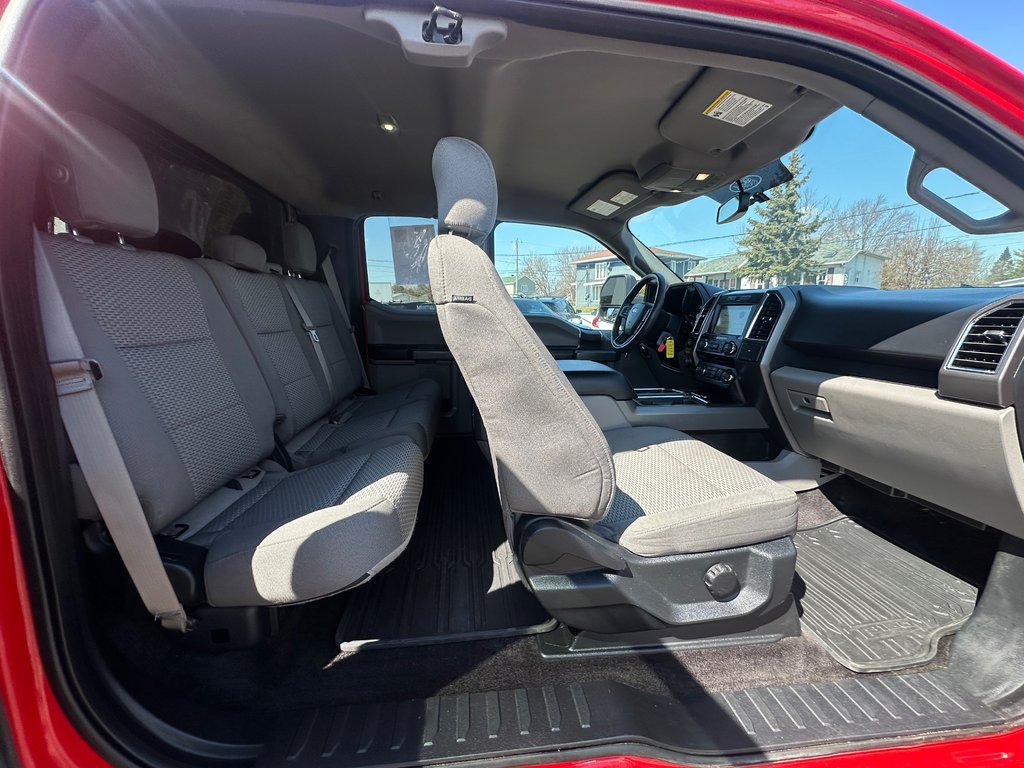 Ford F-150 XLT 4X4 BOITE 8 PIEDS 2016 à St-Jean-Sur-Richelieu, Québec - 13 - w1024h768px
