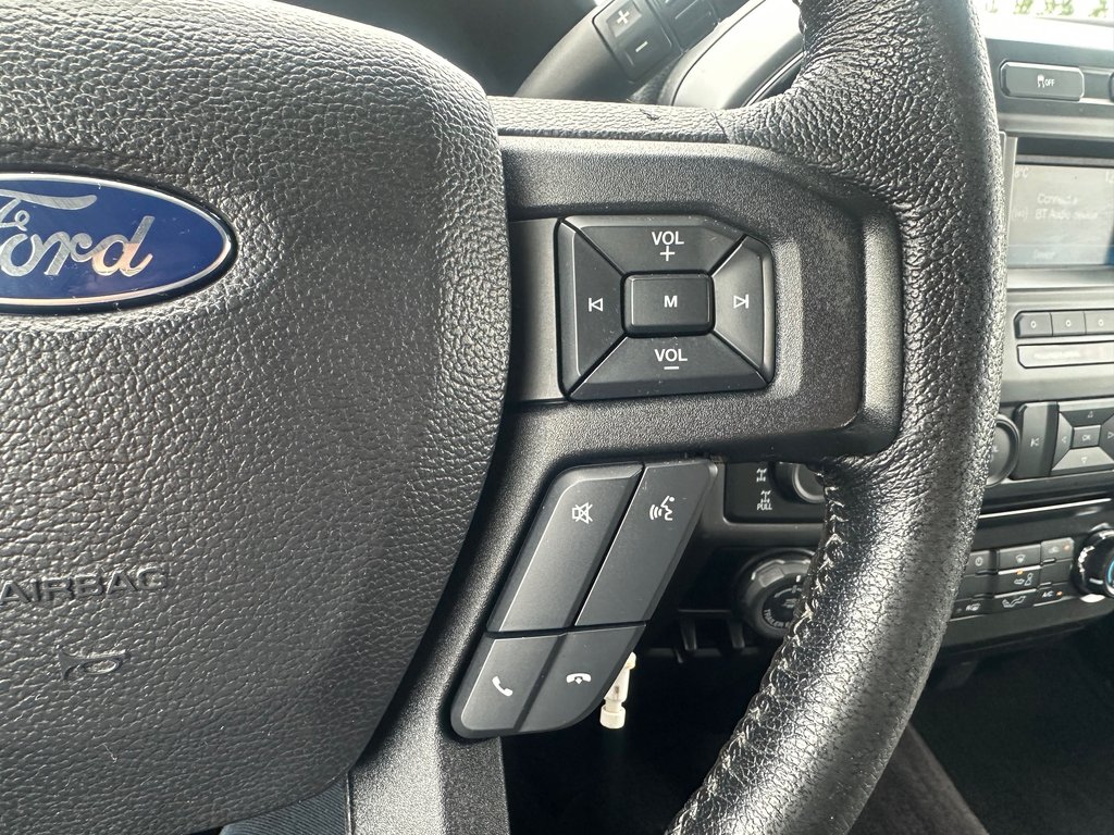 Ford F-150 XLT 4X4 XTR CREW V6 3.5 2016 à St-Jean-Sur-Richelieu, Québec - 15 - w1024h768px