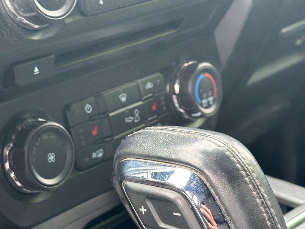 2018 Ford F-150 XLT SPORT NAVIGATION V6 3.5 in St-Jean-Sur-Richelieu, Quebec - 9 - w1024h768px
