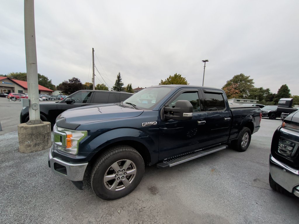 Ford F-150 XLT 4X4 CREW V6 3.5 2018 à St-Jean-Sur-Richelieu, Québec - 1 - w1024h768px