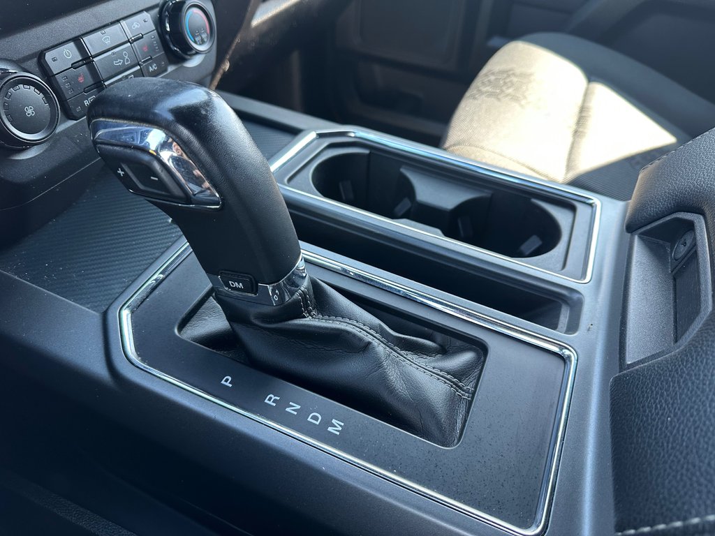 2019 Ford F-150 XLT SPORT FX4 4X4 CREW V6 3.5 in St-Jean-Sur-Richelieu, Quebec - 16 - w1024h768px