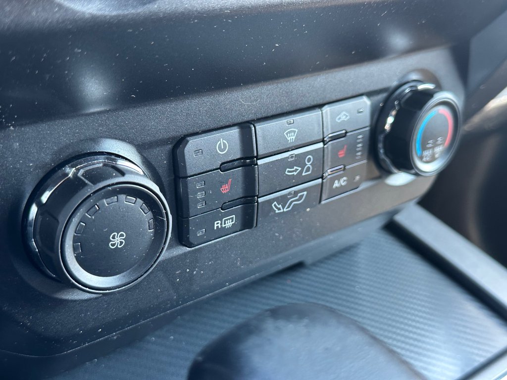 2019 Ford F-150 XLT SPORT FX4 4X4 CREW V6 3.5 in St-Jean-Sur-Richelieu, Quebec - 17 - w1024h768px