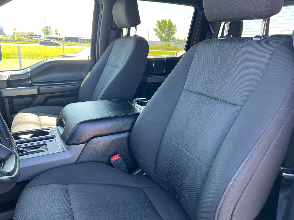 2020  F-150 XLT SPORT 4X4 CREW ECOBOOST in St-Jean-Sur-Richelieu, Quebec - 10 - w1024h768px