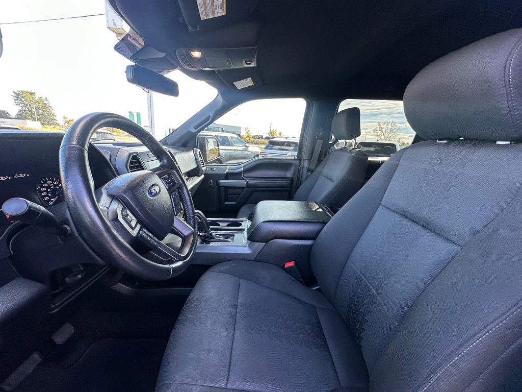2020 Ford F-150 XLT SPORT NAVIGATION SUPERCREW in St-Jean-Sur-Richelieu, Quebec - 15 - w1024h768px