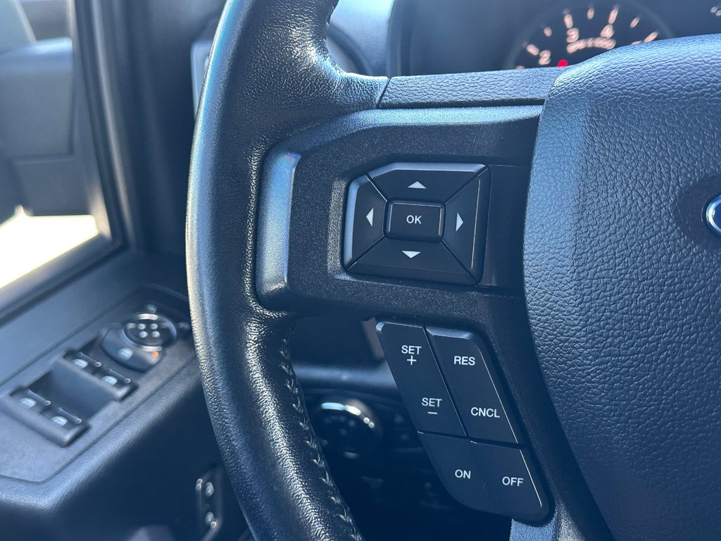 2020 Ford F-150 XLT SPORT NAVIGATION SUPERCREW in St-Jean-Sur-Richelieu, Quebec - 23 - w1024h768px