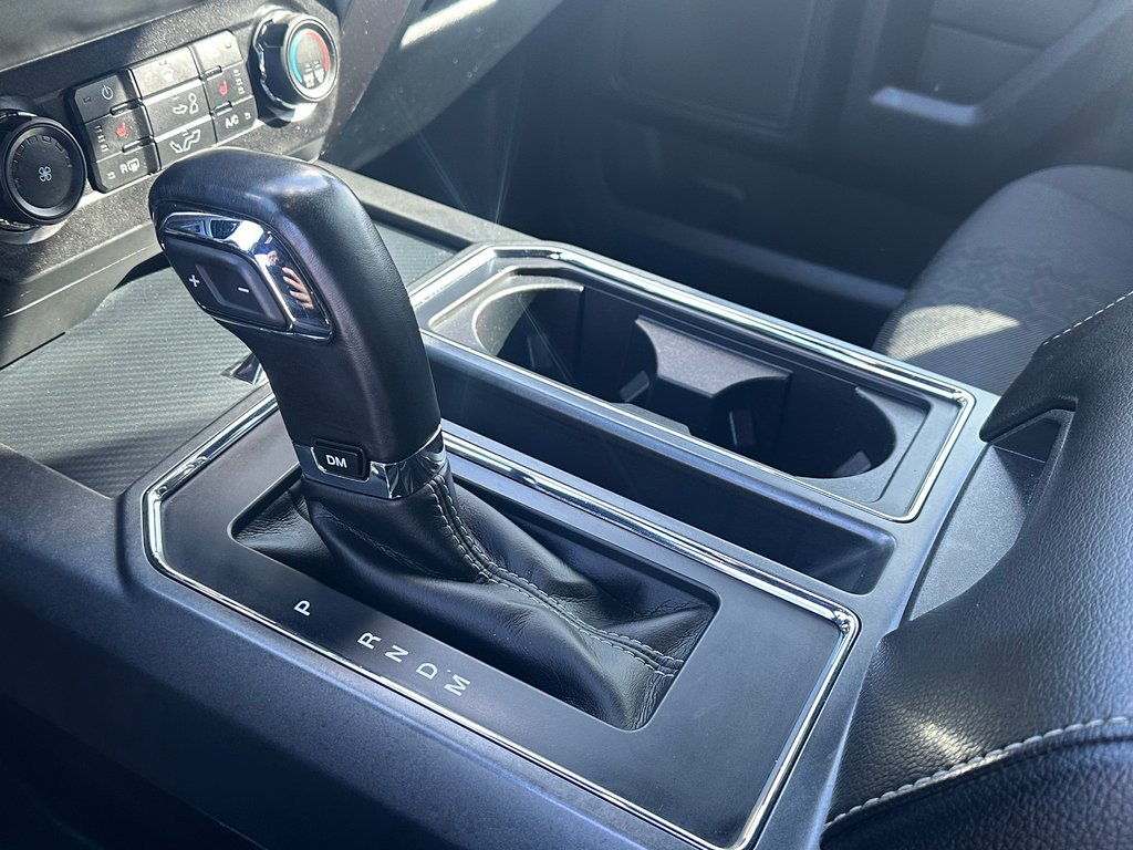 2020 Ford F-150 XLT SPORT NAVIGATION SUPERCREW in St-Jean-Sur-Richelieu, Quebec - 20 - w1024h768px