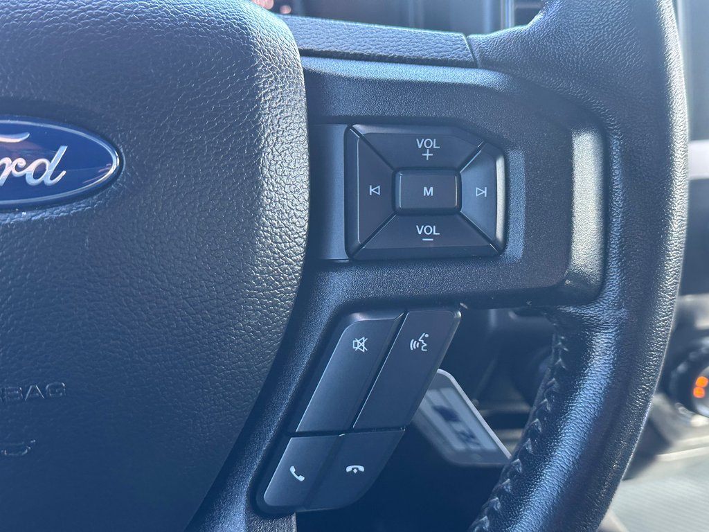 2020 Ford F-150 XLT SPORT NAVIGATION SUPERCREW in St-Jean-Sur-Richelieu, Quebec - 24 - w1024h768px