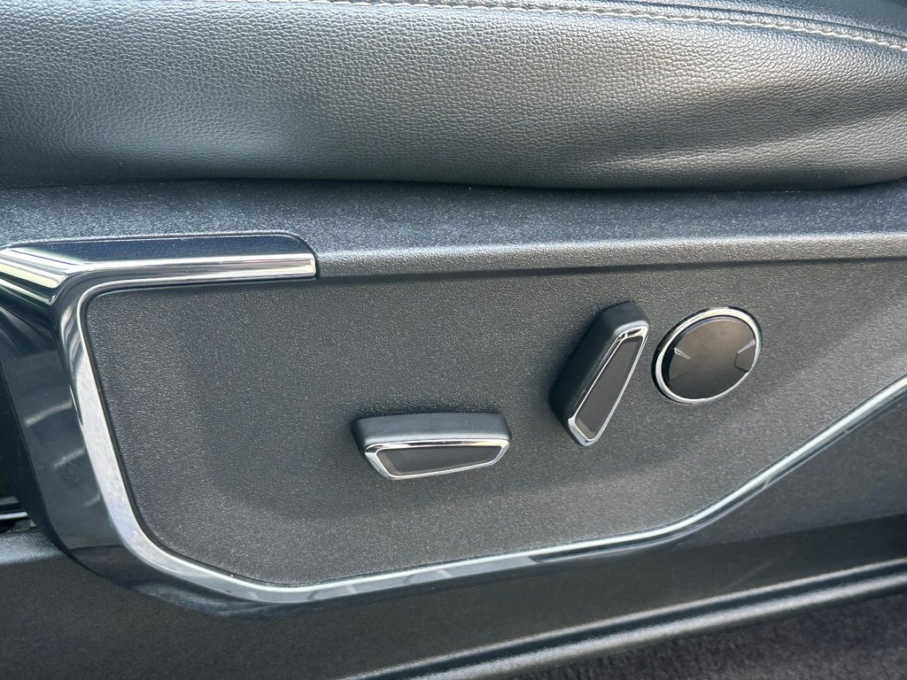 2021 Ford F-150 LARIAT POWERBOOST 4X4 CUIR NAVIGATION in St-Jean-Sur-Richelieu, Quebec - 23 - w1024h768px