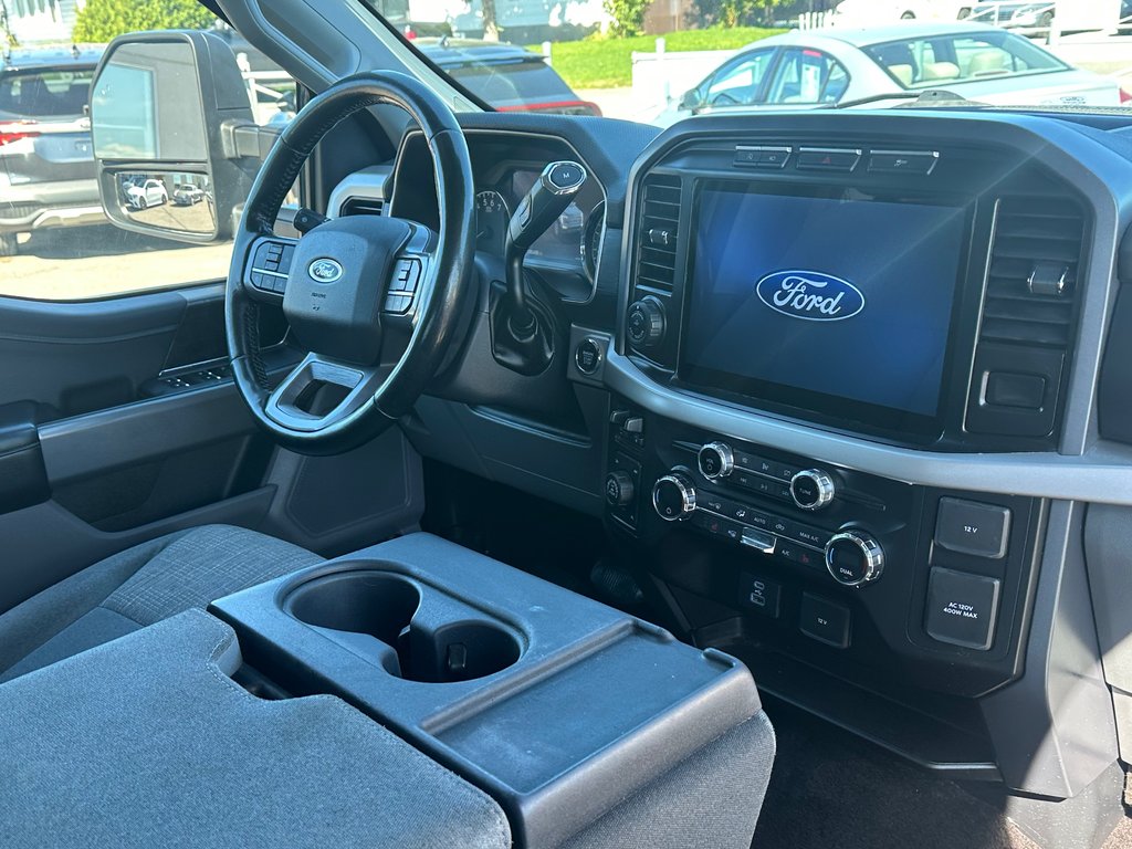 2021 Ford F-150 4X4 CREW XLT XTR NAVI SIEGES CHAUFFANTS in St-Jean-Sur-Richelieu, Quebec - 3 - w1024h768px