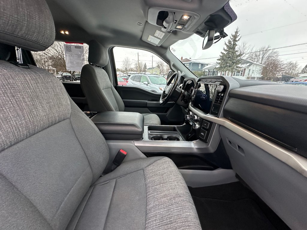 Ford F-150 XLT XTR 4X4 CREW NAVIGATION V6 2021 à St-Jean-Sur-Richelieu, Québec - 11 - w1024h768px