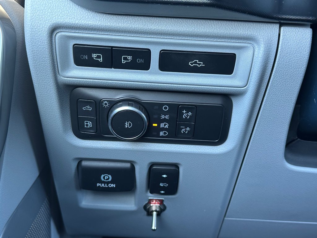 Ford F-150 LIMITED 4X4 CREW POWERBOOST HYBRID 3.5L 2021 à St-Jean-Sur-Richelieu, Québec - 27 - w1024h768px