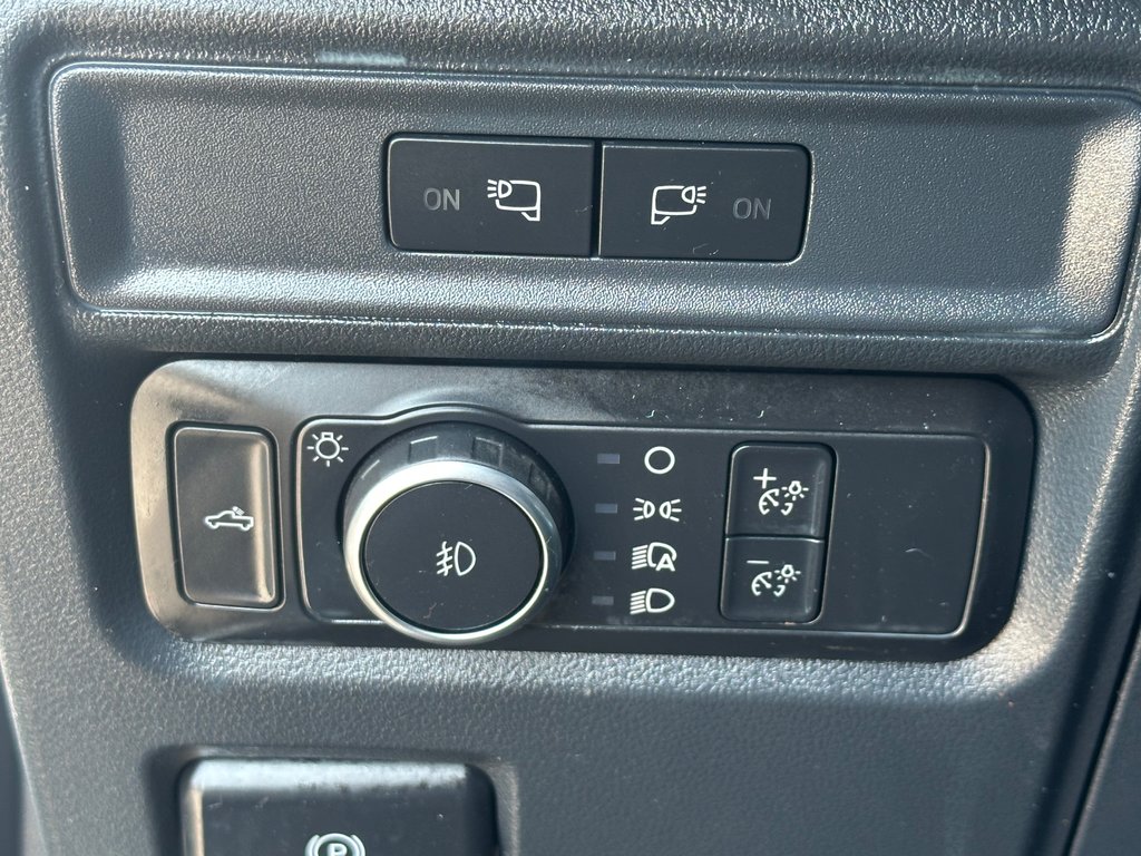 Ford F-150 XLT SPORT SUPERCREW NAVIGATION 4X4 2022 à St-Jean-Sur-Richelieu, Québec - 25 - w1024h768px