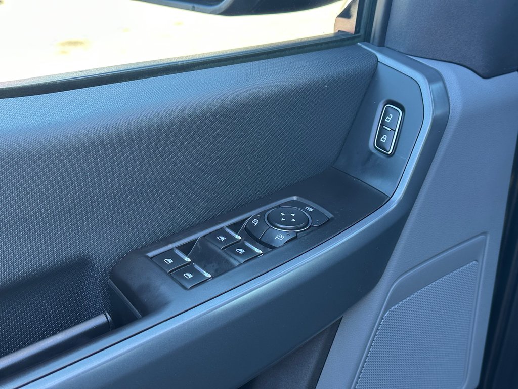 2022 Ford F-150 XLT SUPERCREW NAVIGATION SEULEMENT 063566 KM in St-Jean-Sur-Richelieu, Quebec - 17 - w1024h768px