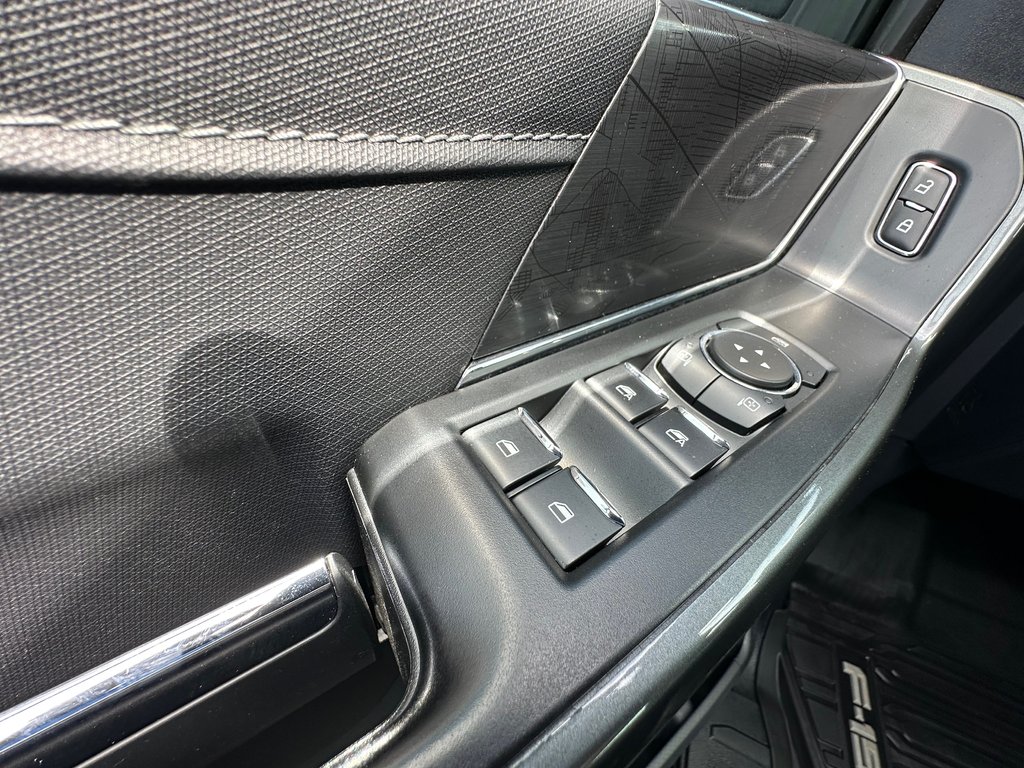 Ford F-150 XLT SPORT POWERBOOST 4X4 SEULEMENT 032079 KM 2022 à St-Jean-Sur-Richelieu, Québec - 14 - w1024h768px