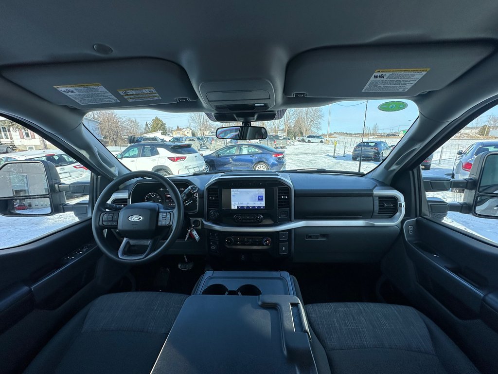 Ford F-150 4X4 XLT XTR CREW V6 3.5 NAVIGATION 2023 à St-Jean-Sur-Richelieu, Québec - 13 - w1024h768px